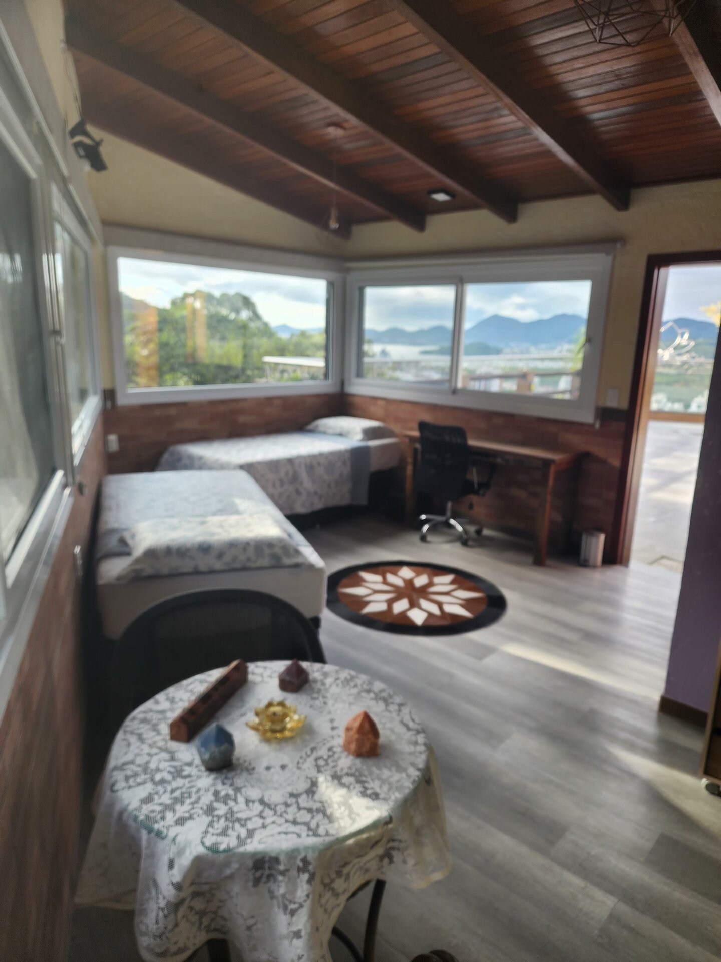 Quarto na casa principal